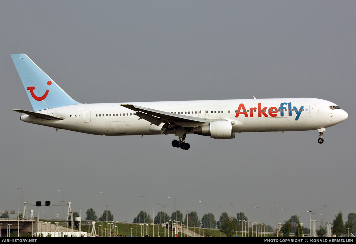 Aircraft Photo of PH-AHY | Boeing 767-383/ER | ArkeFly | AirHistory.net #845124