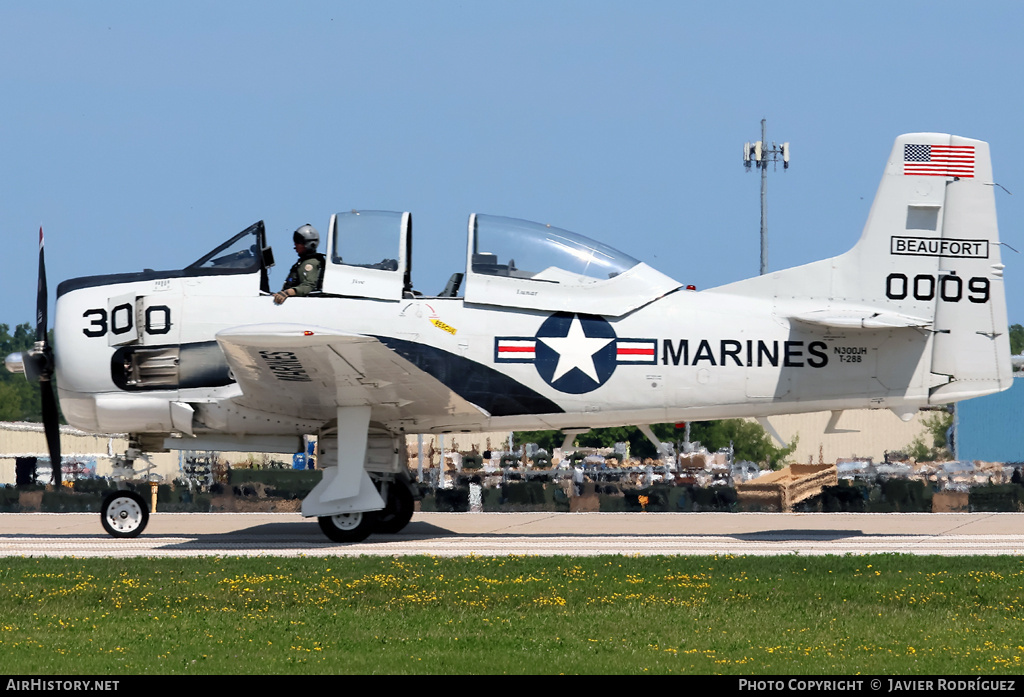 Aircraft Photo of N300JH / 140009 | North American T-28B Trojan | USA - Marines | AirHistory.net #845130