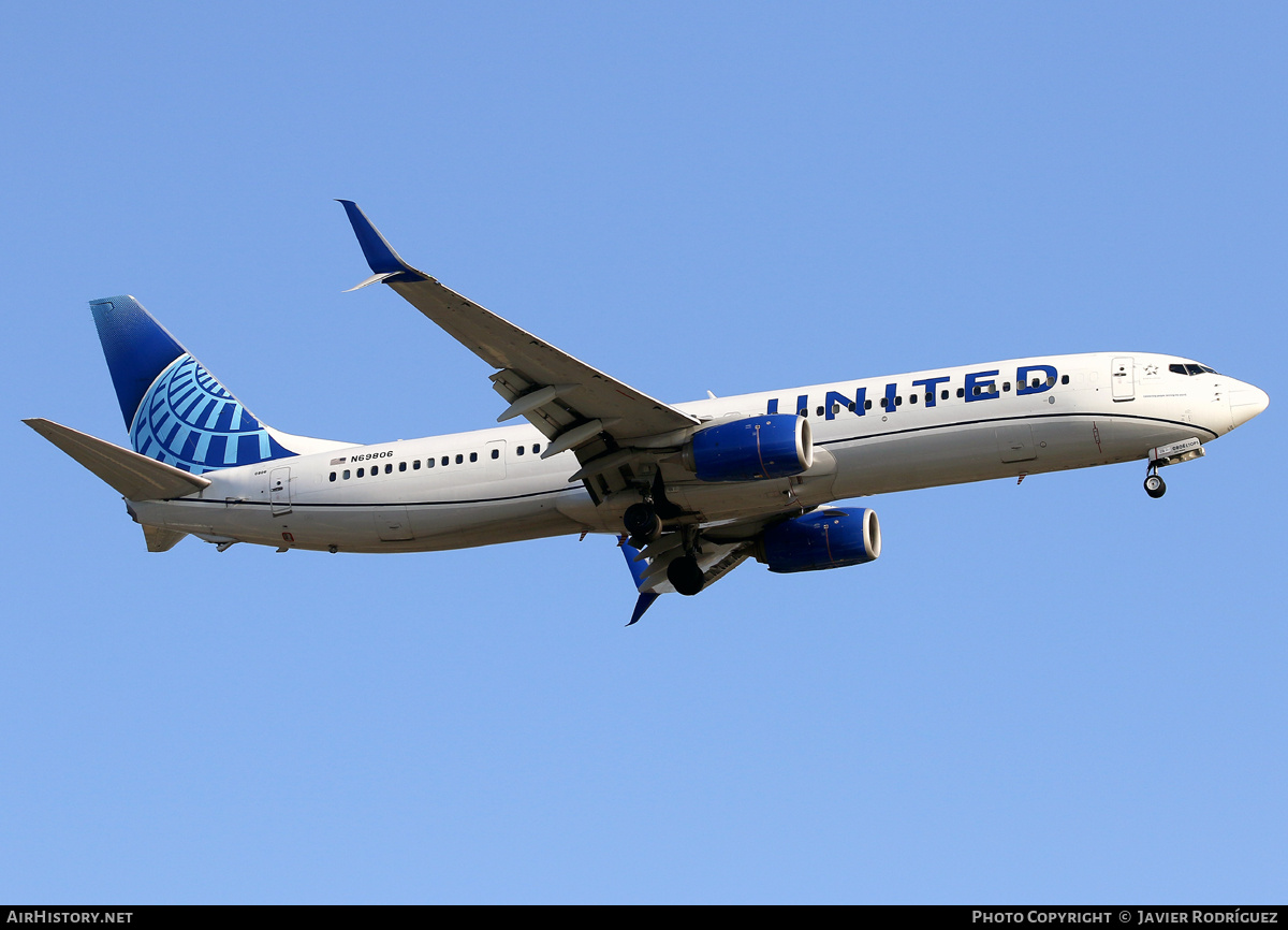 Aircraft Photo of N69806 | Boeing 737-924/ER | United Airlines | AirHistory.net #845134