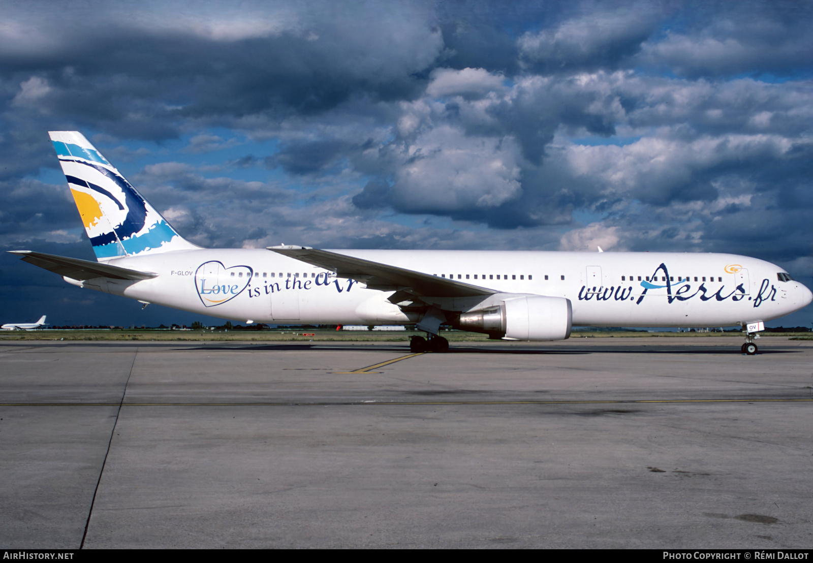 Aircraft Photo of F-GLOV | Boeing 767-304/ER | Aeris | AirHistory.net #845244