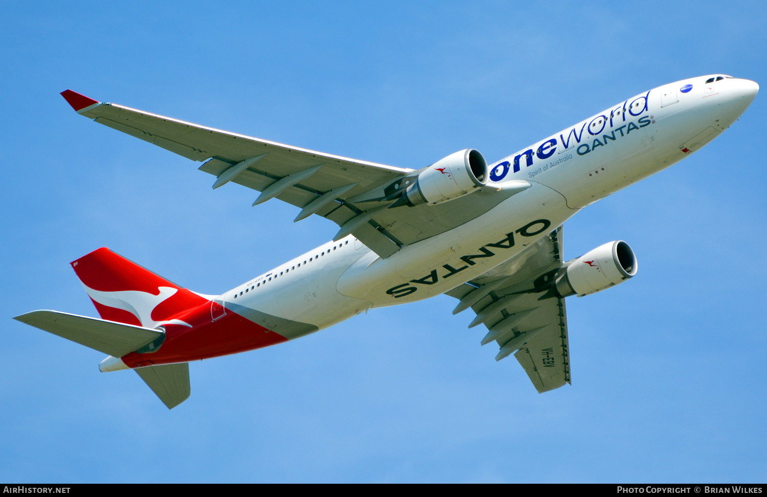 Aircraft Photo of VH-EBV | Airbus A330-202 | Qantas | AirHistory.net #845345