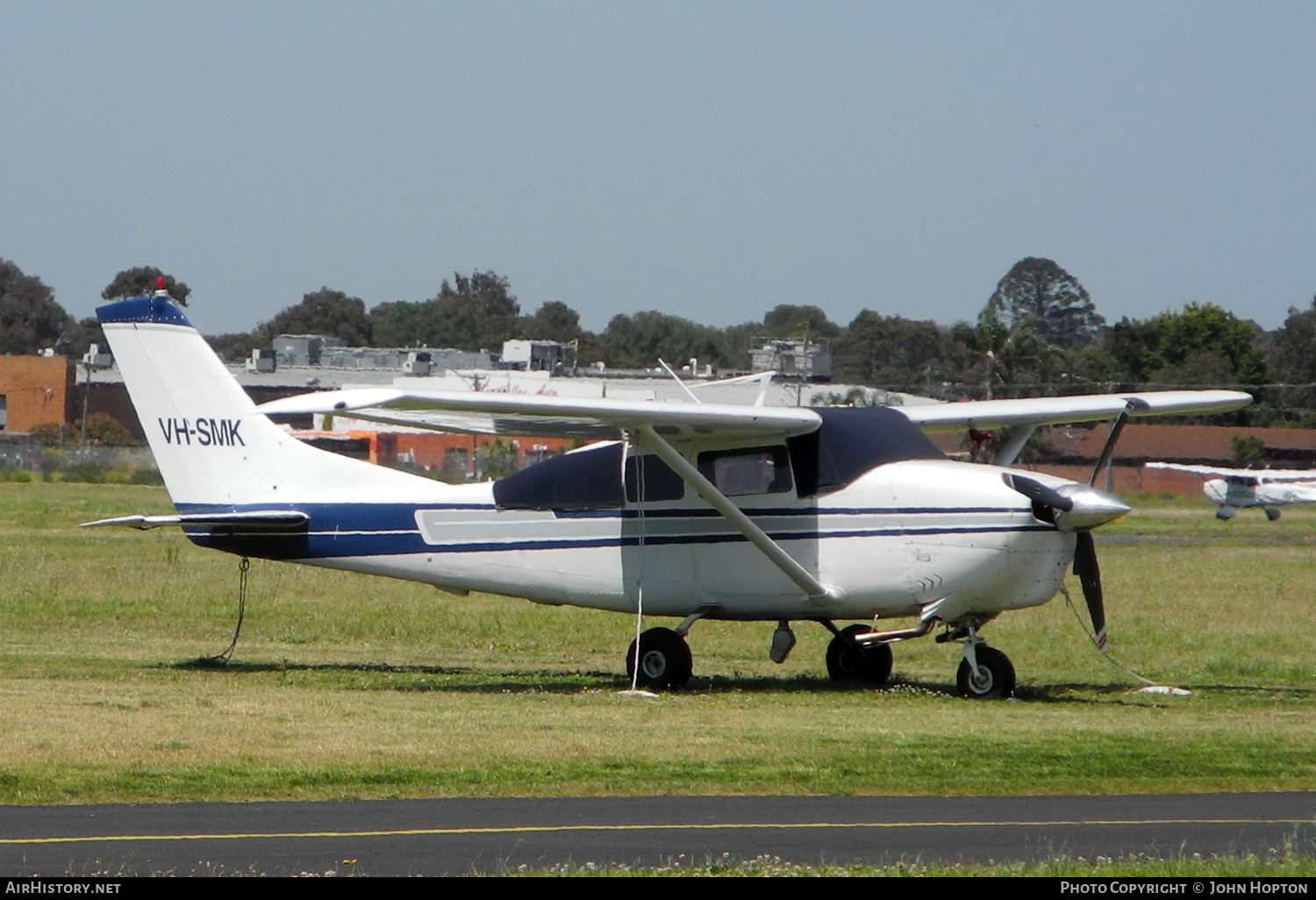 Aircraft Photo of VH-SMK | Cessna 210-5 | AirHistory.net #845460