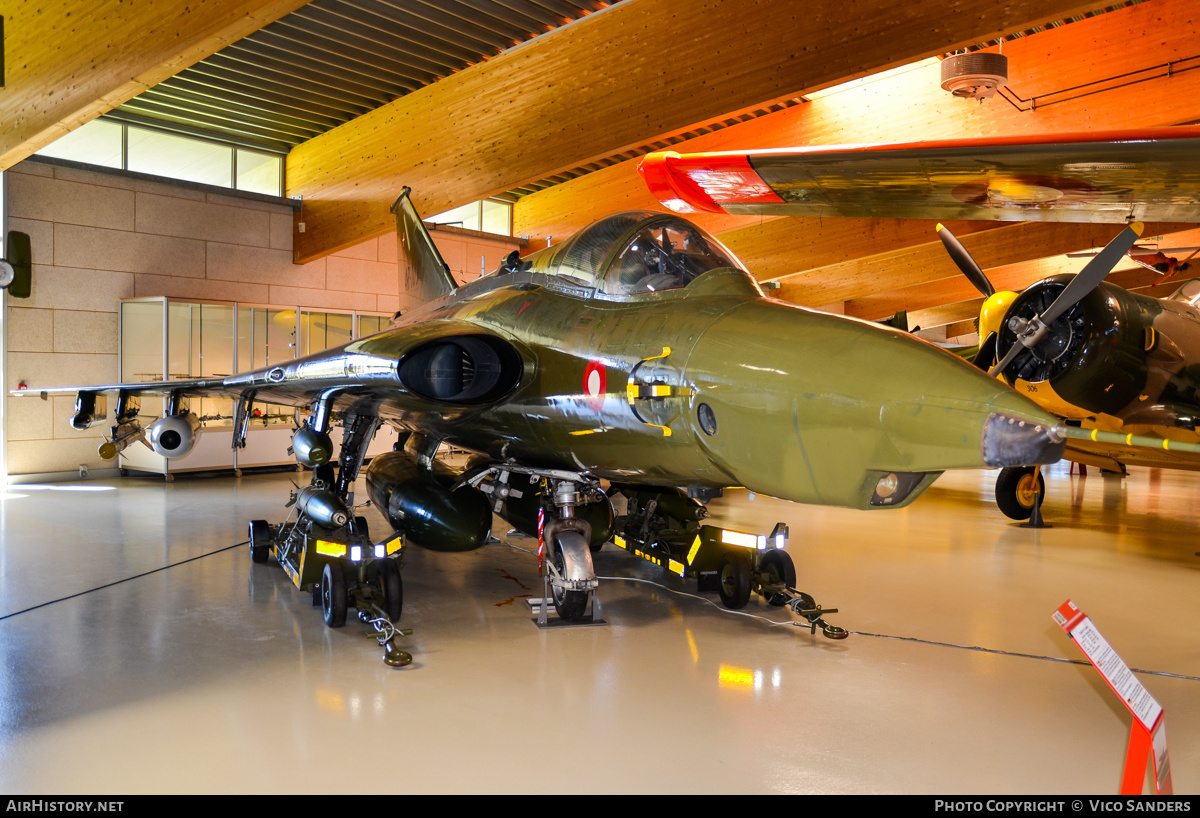 Aircraft Photo of AR-109 | Saab RF-35 Draken | Denmark - Air Force | AirHistory.net #845525