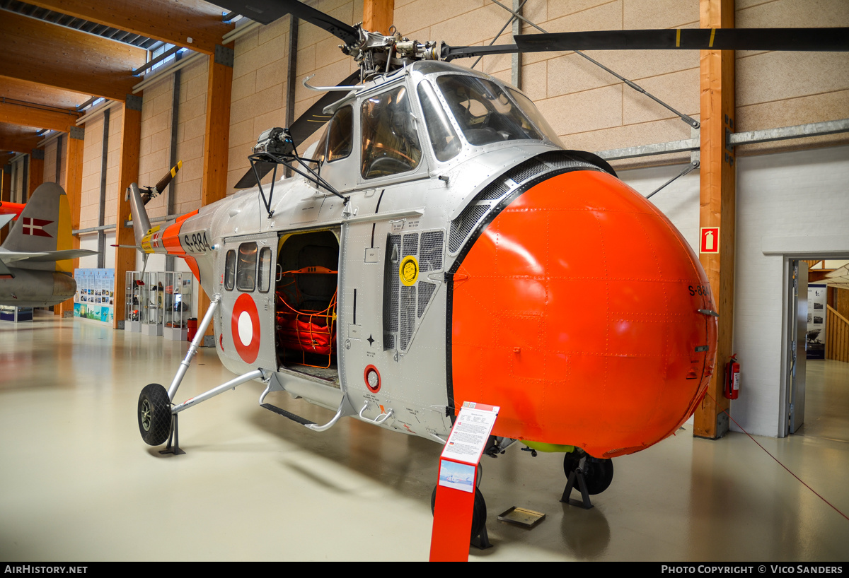 Aircraft Photo of S-884 | Sikorsky S-55C | Denmark - Air Force | AirHistory.net #845529