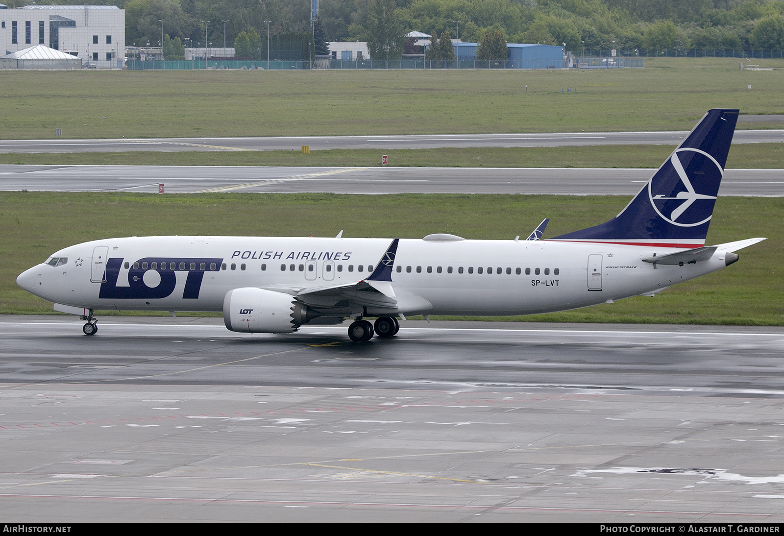 Aircraft Photo of SP-LVT | Boeing 737-8 Max 8 | LOT Polish Airlines - Polskie Linie Lotnicze | AirHistory.net #845759