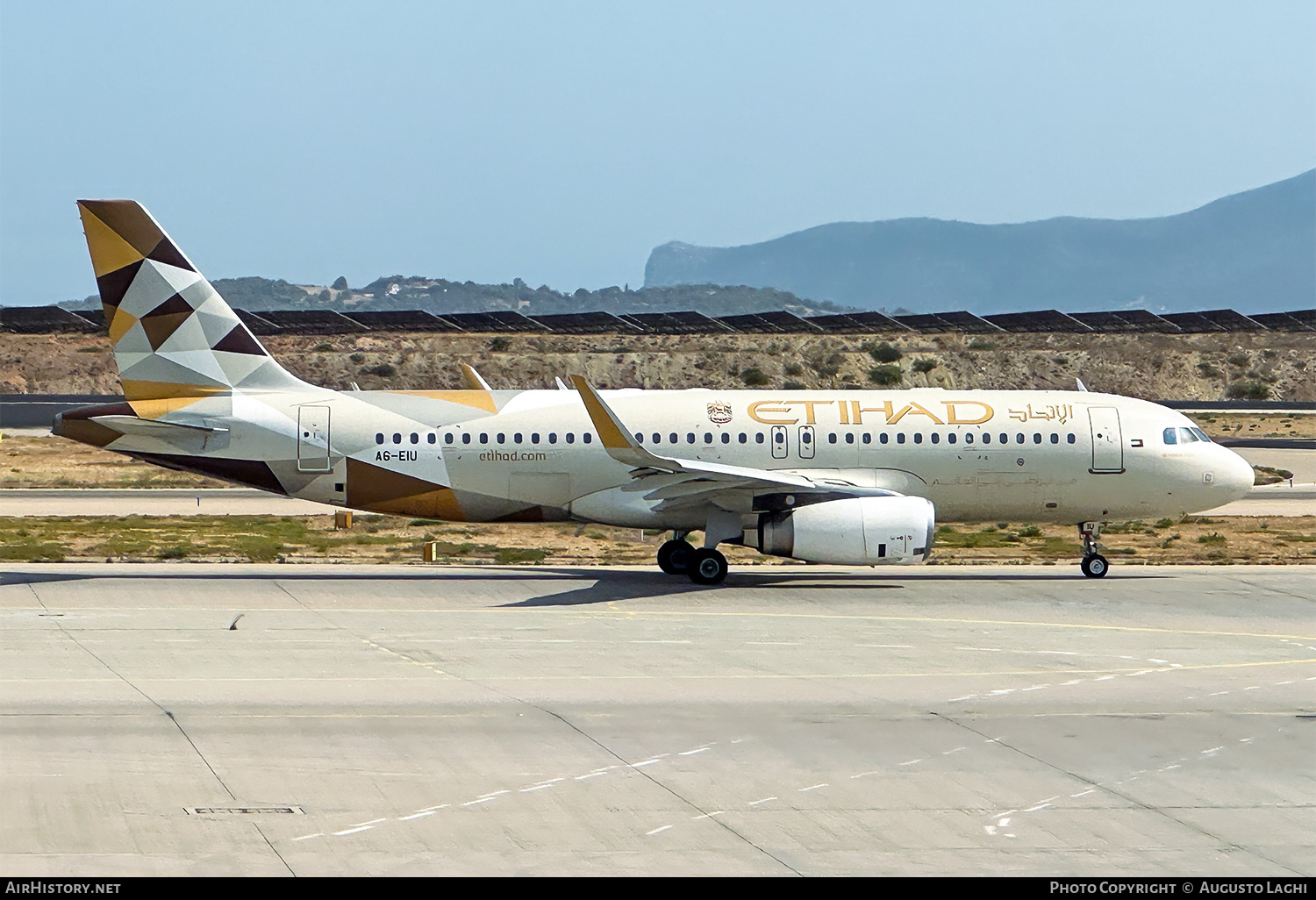 Aircraft Photo of A6-EIU | Airbus A320-232 | Etihad Airways | AirHistory.net #845829