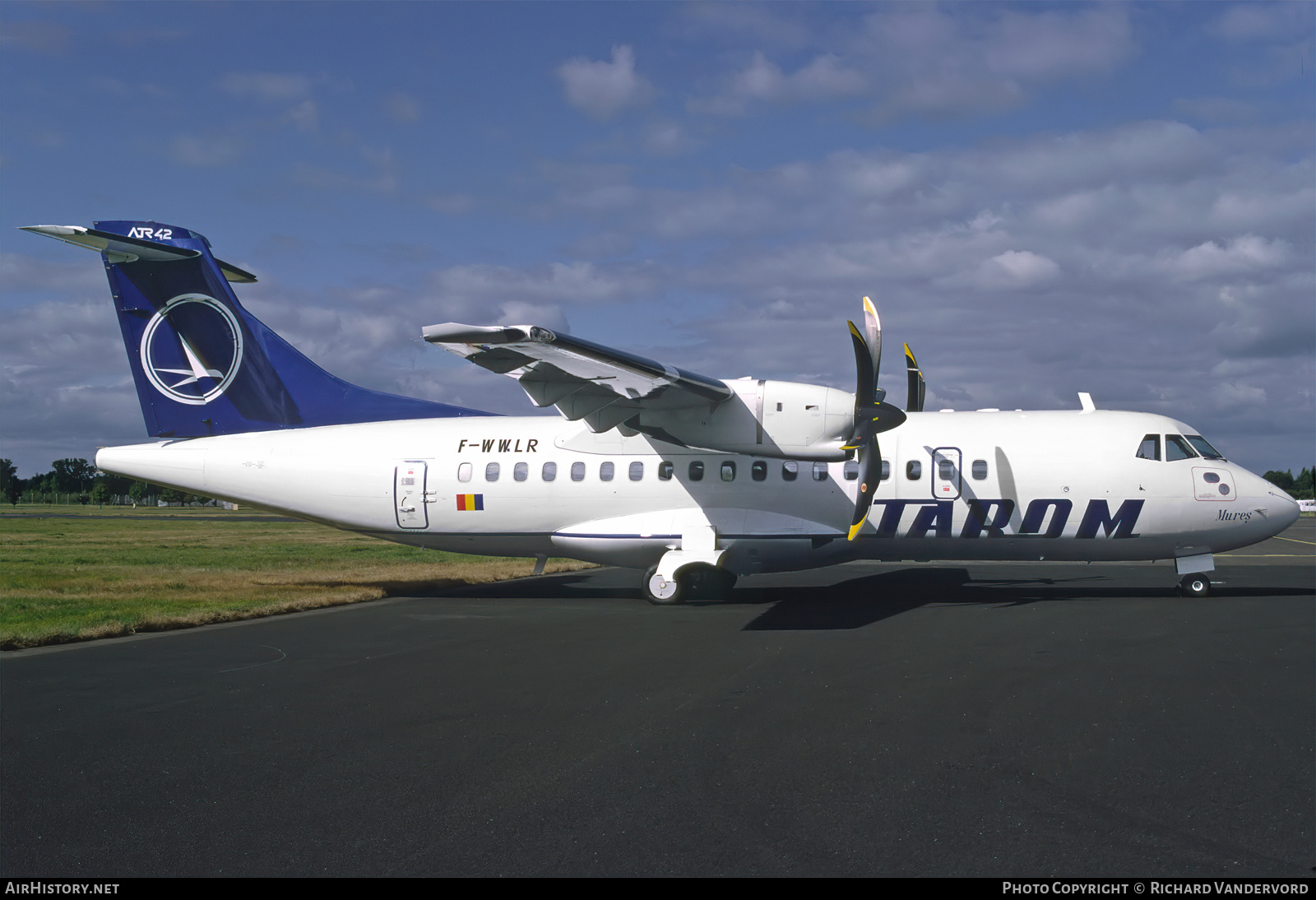 Aircraft Photo of F-WWLR | ATR ATR-42-500 | TAROM - Transporturile Aeriene Române | AirHistory.net #845858
