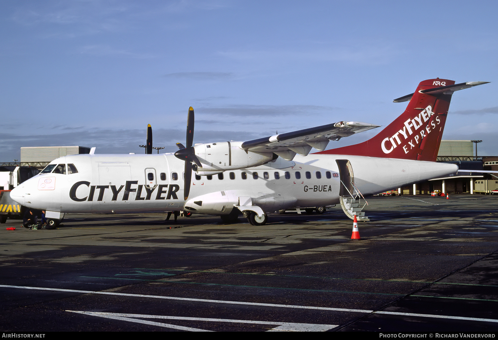 Aircraft Photo of G-BUEA | ATR ATR-42-320 | Cityflyer Express | AirHistory.net #845861