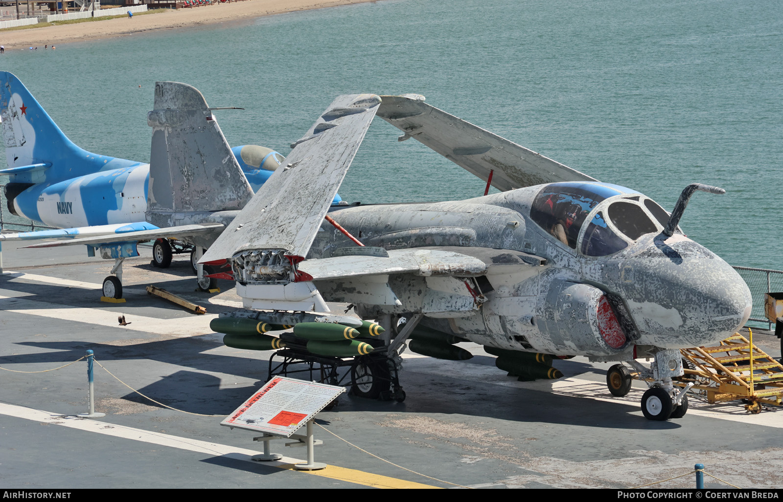 Aircraft Photo of 158532 | Grumman A-6E Intruder (G-128/A2F-1) | USA - Navy | AirHistory.net #845891
