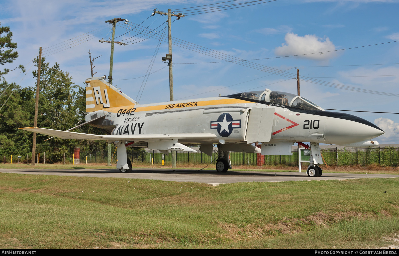 Aircraft Photo of 150442 / 0442 | McDonnell Douglas F-4N Phantom II | USA - Navy | AirHistory.net #845923