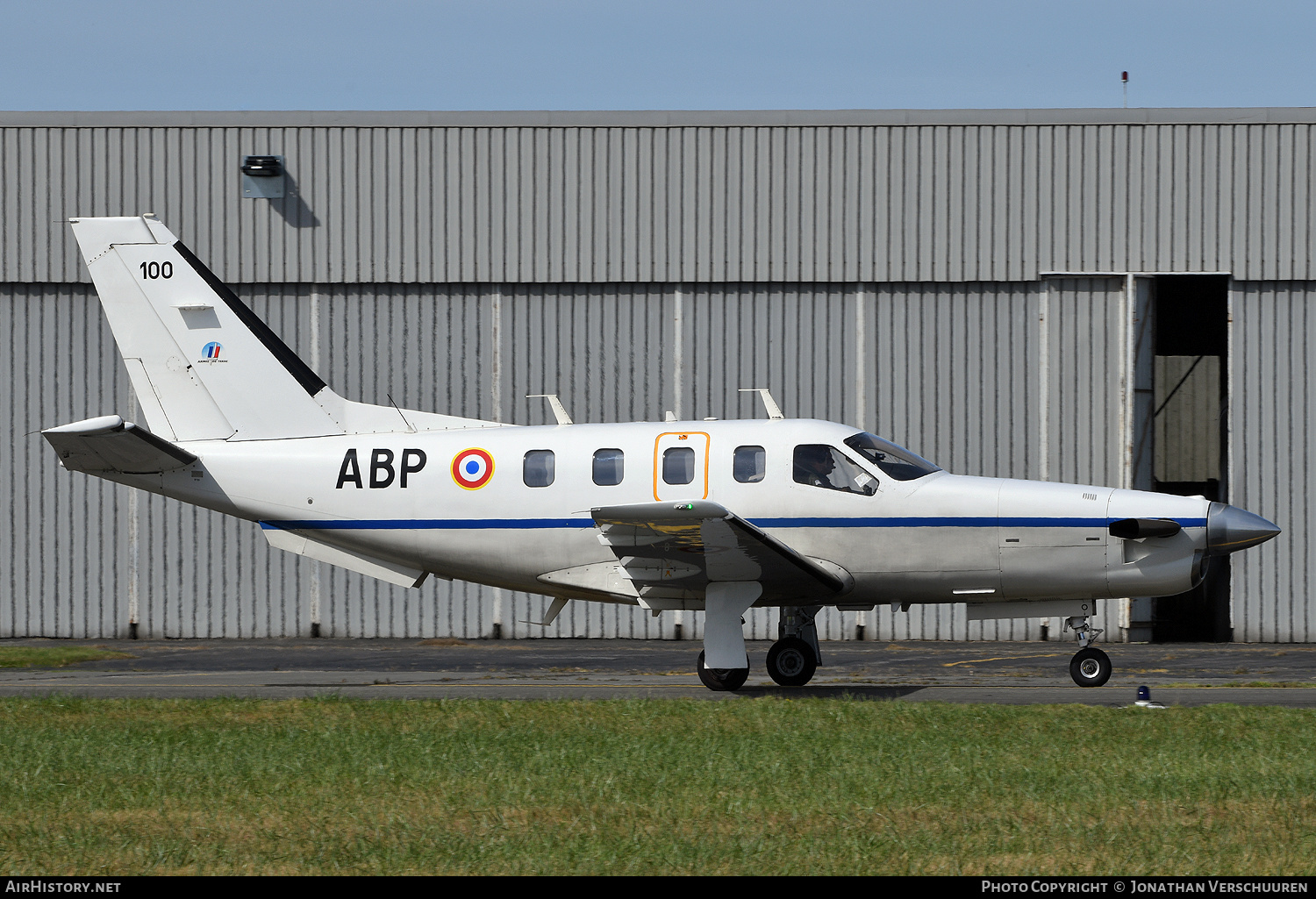 Aircraft Photo of 100 | Socata TBM-700 | France - Army | AirHistory.net #845958