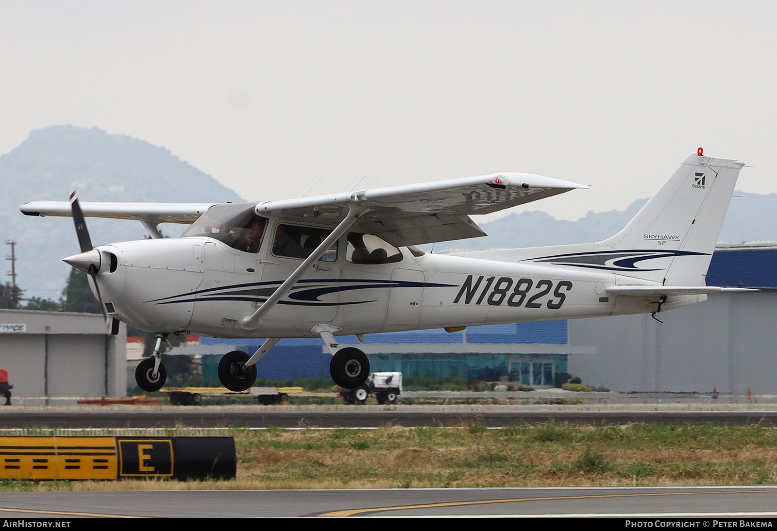 Aircraft Photo of N1882S | Cessna 172S Skyhawk | AirHistory.net #845962