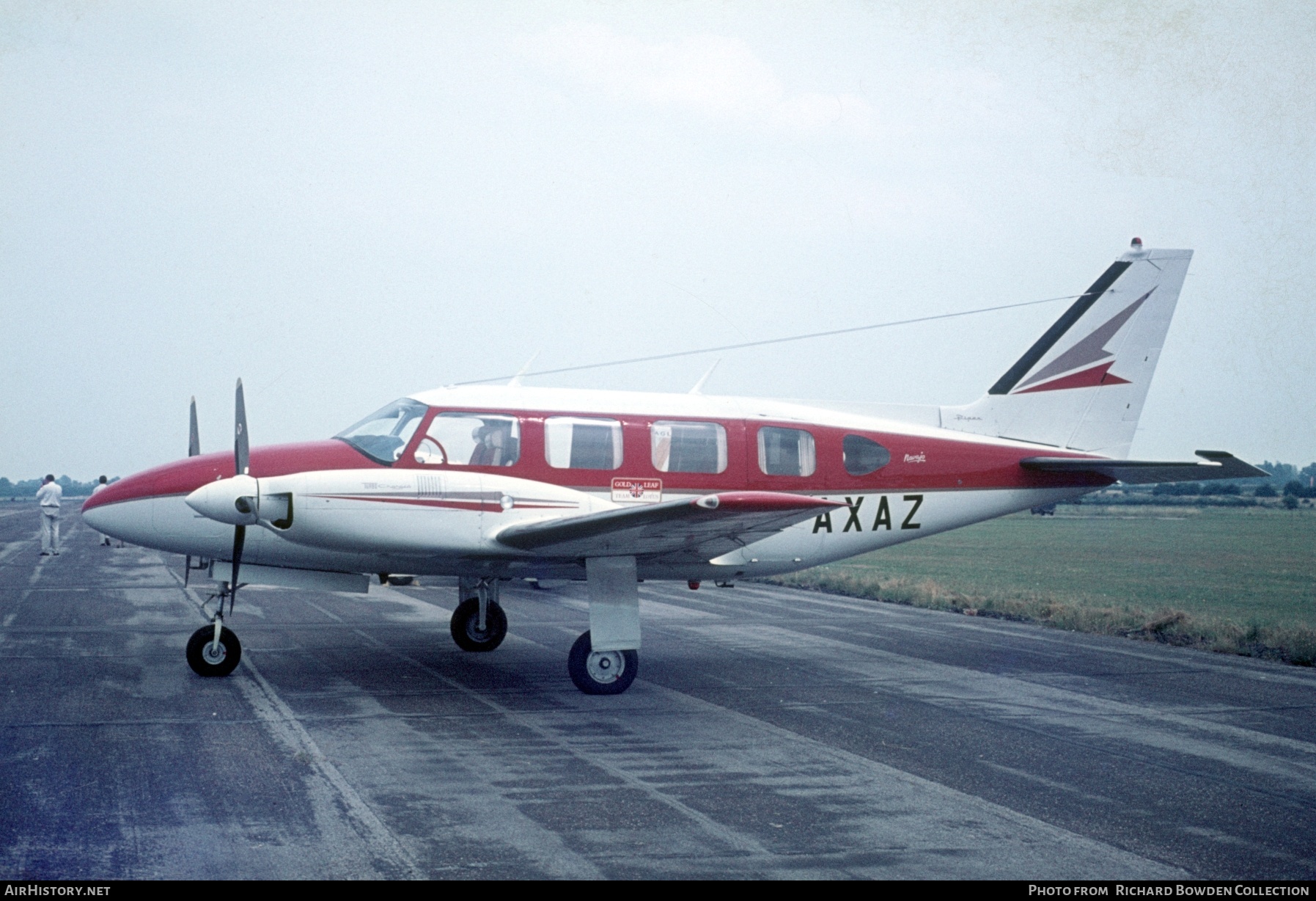 Aircraft Photo of G-AXAZ | Piper PA-31-310 Navajo | Gold Leaf Team Lotus | AirHistory.net #846031