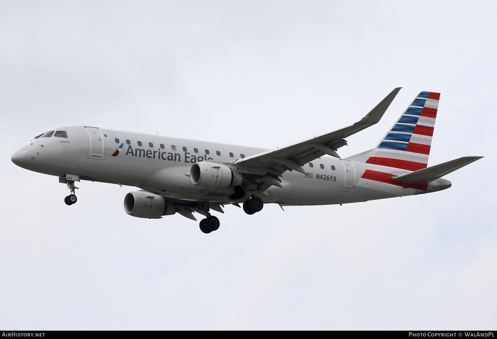 Aircraft Photo of N426YX | Embraer 175LR (ERJ-170-200LR) | American Eagle | AirHistory.net #846299