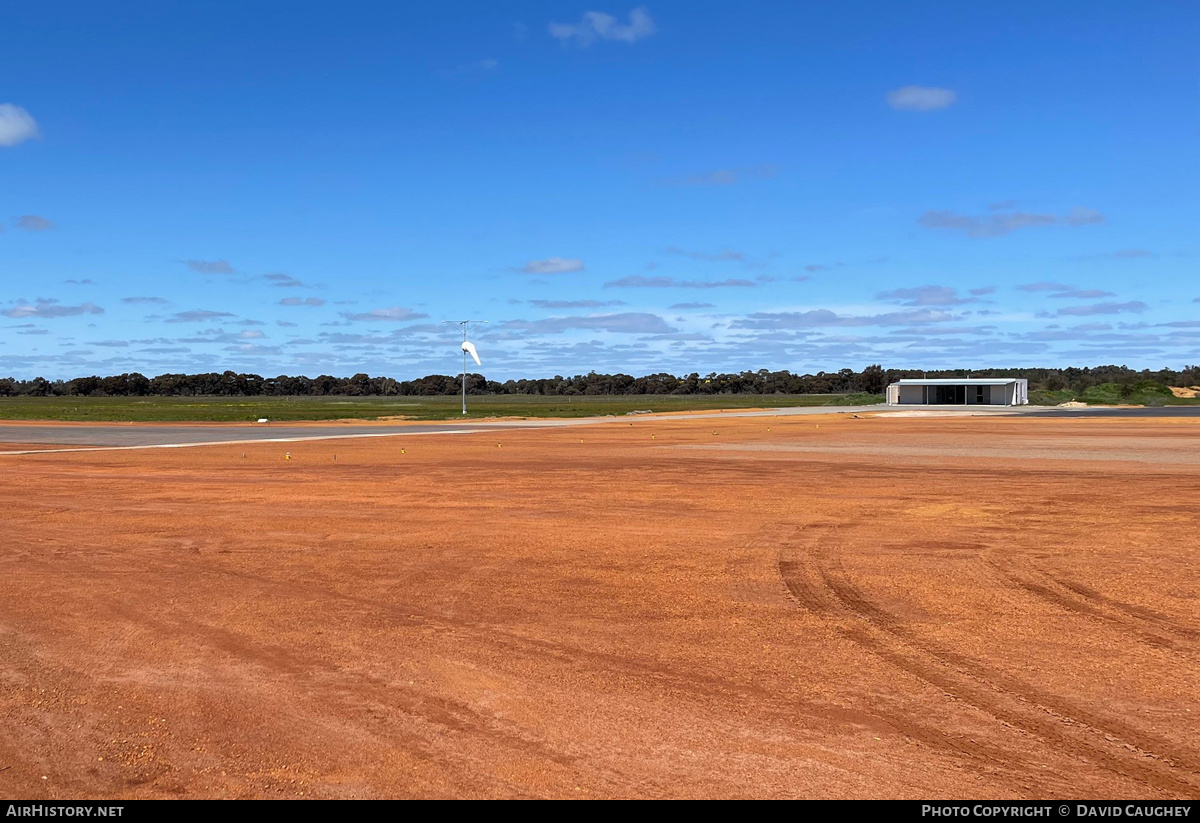 Airport photo of Moora (YMRO) in Western Australia, Australia | AirHistory.net #846301