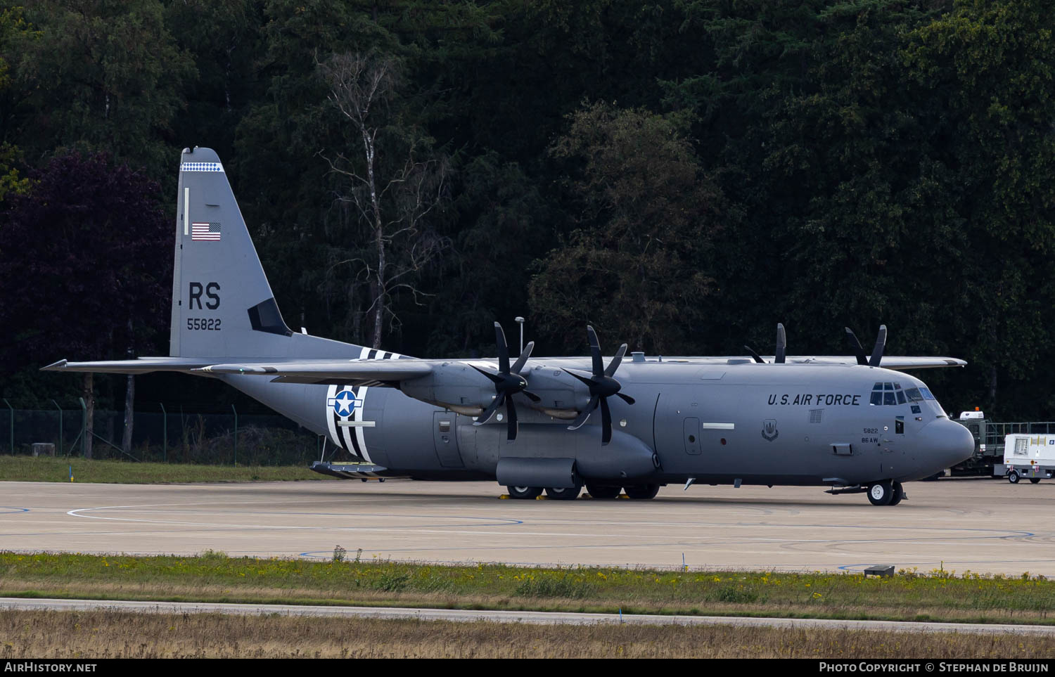 Aircraft Photo of 15-5822 / 55822 | Lockheed Martin C-130J-30 Hercules | USA - Air Force | AirHistory.net #846345