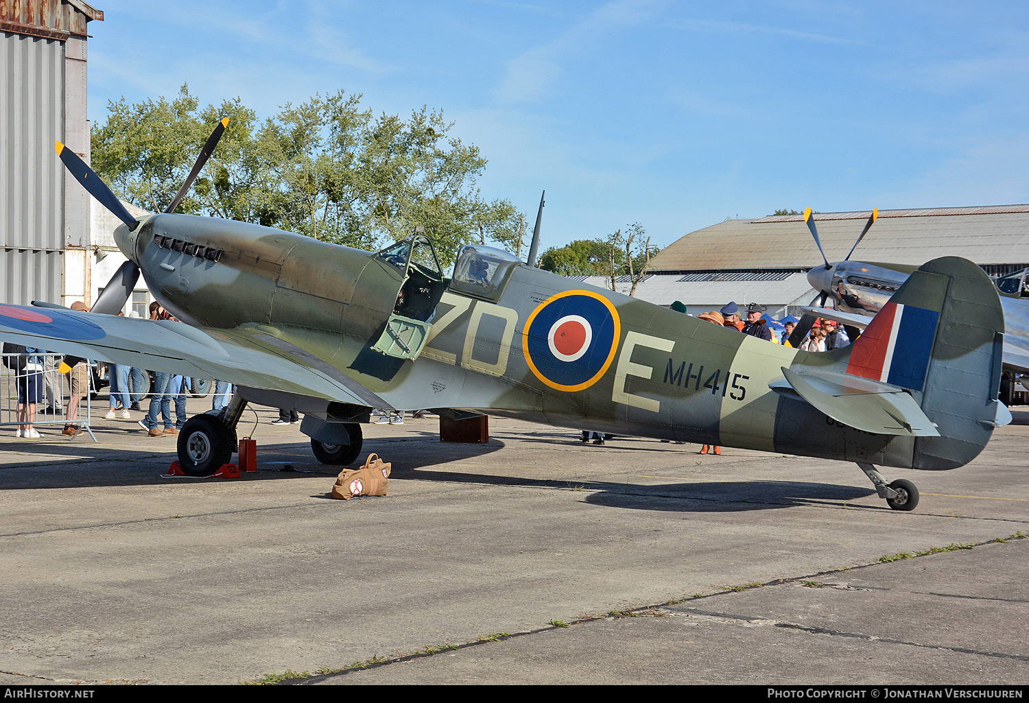 Aircraft Photo of OO-IXB / MH415 | Supermarine 361 Spitfire LF9C | UK - Air Force | AirHistory.net #846592