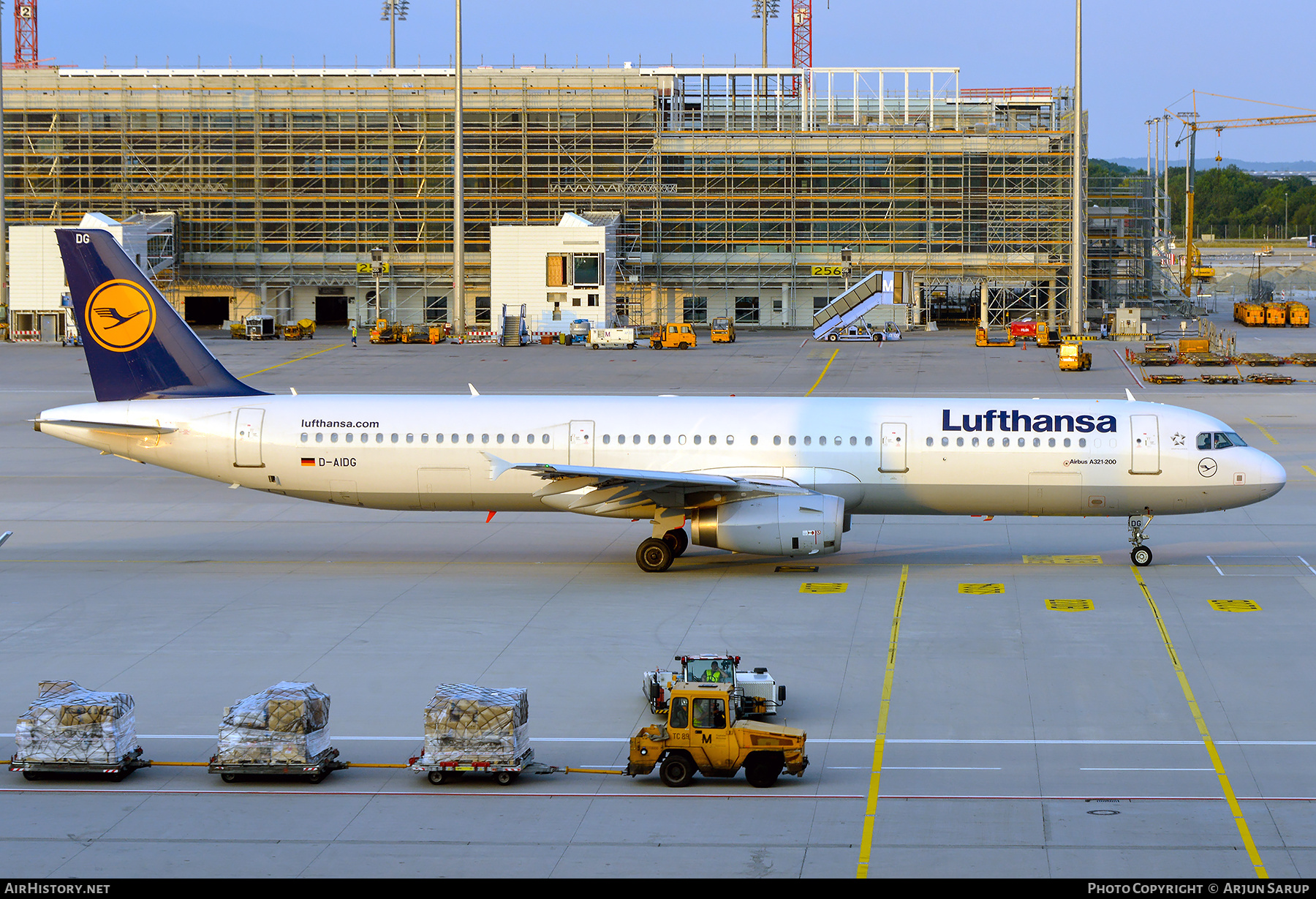 Aircraft Photo of D-AIDG | Airbus A321-231 | Lufthansa | AirHistory.net #846724