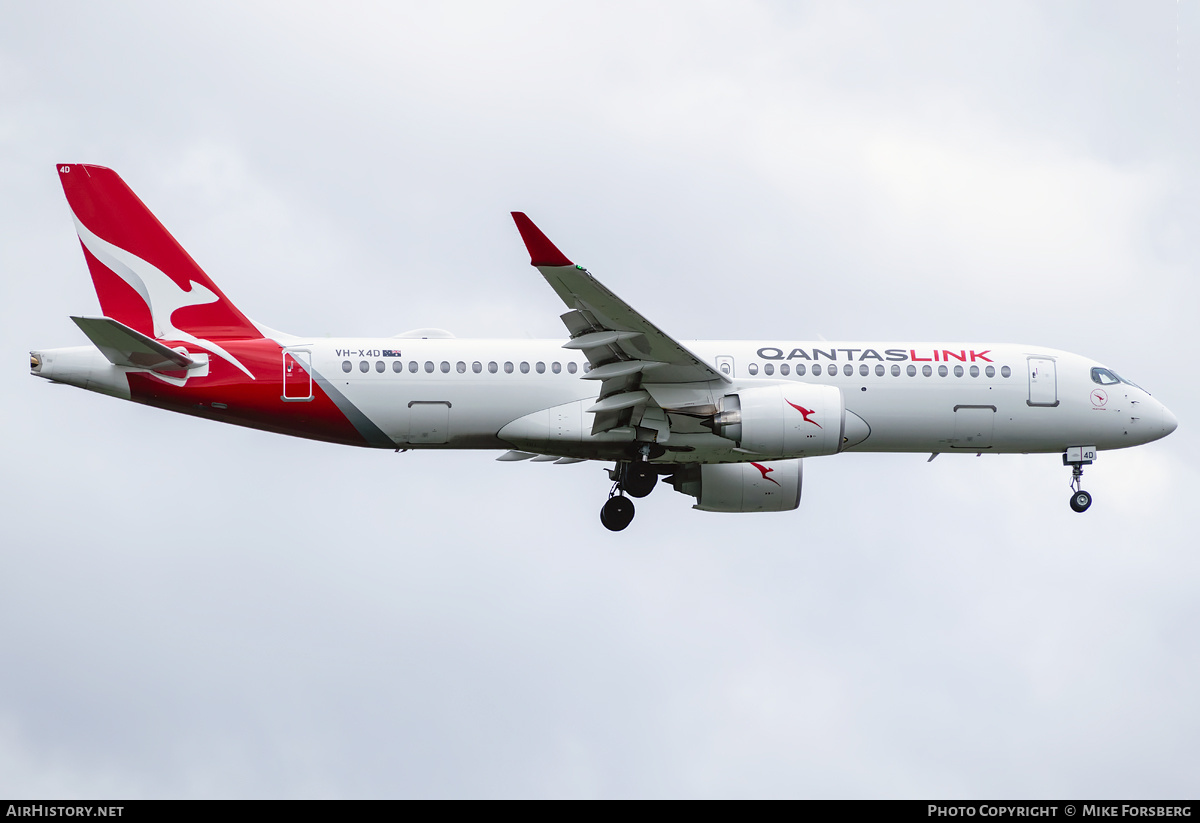 Aircraft Photo of VH-X4D | Airbus A220-371 (BD-500-1A11) | QantasLink | AirHistory.net #846729
