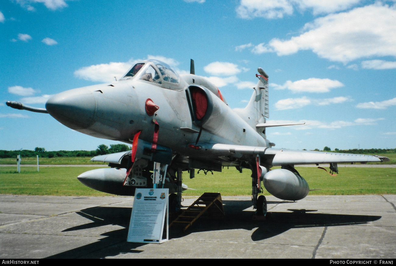 Aircraft Photo of C-909 | McDonnell Douglas A-4AR Skyhawk | Argentina - Air Force | AirHistory.net #846749