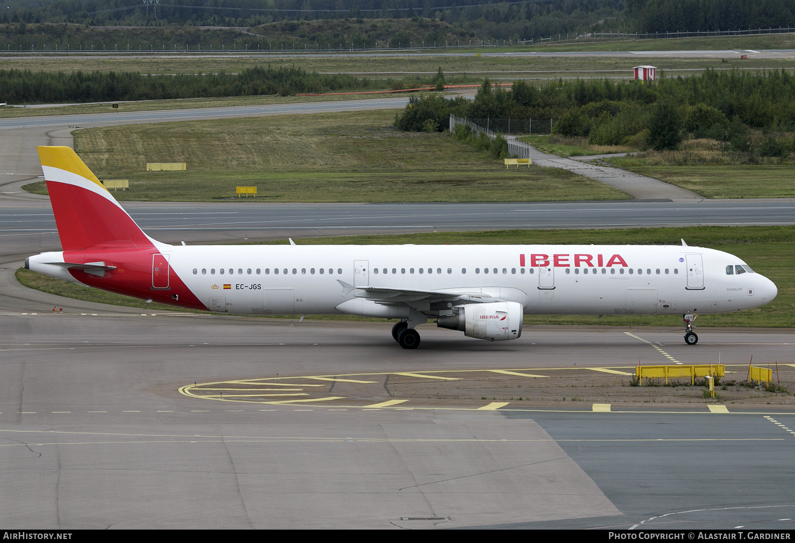 Aircraft Photo of EC-JGS | Airbus A321-213 | Iberia | AirHistory.net #846800