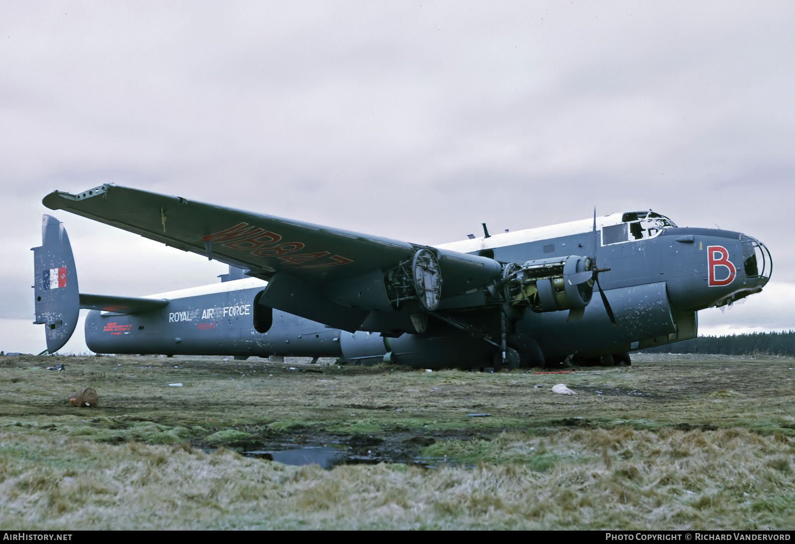 Aircraft Photo of WB847 | Avro 696 Shackleton T4 | UK - Air Force | AirHistory.net #846858
