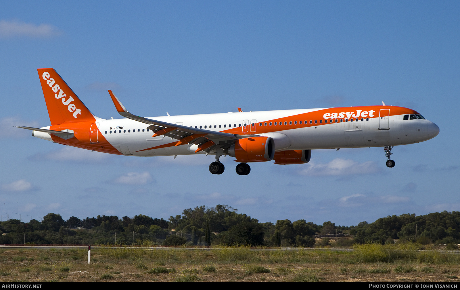 Aircraft Photo of G-UZMH | Airbus A321-251NX | EasyJet | AirHistory.net #846865