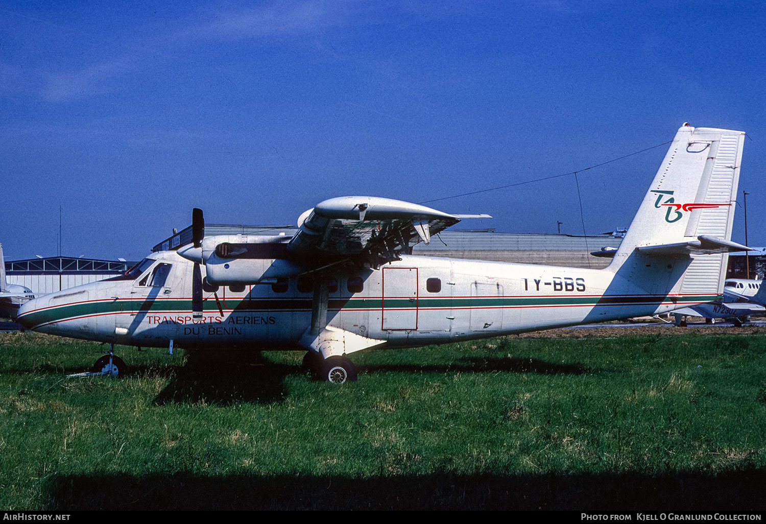 Aircraft Photo of TY-BBS | De Havilland Canada DHC-6-300 Twin Otter | Transports Aériens du Bénin | AirHistory.net #846944