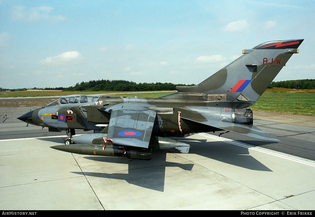 Aircraft Photo of ZA375 | Panavia Tornado GR1B | UK - Air Force | AirHistory.net #847072