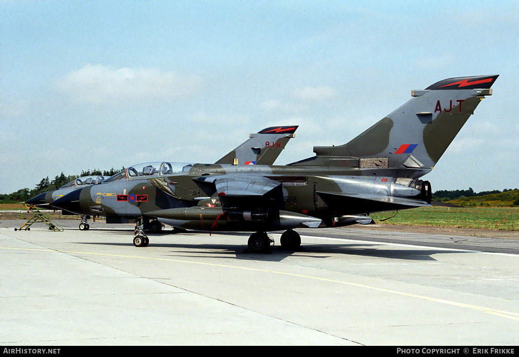 Aircraft Photo of ZA598 | Panavia Tornado GR1 | UK - Air Force | AirHistory.net #847092