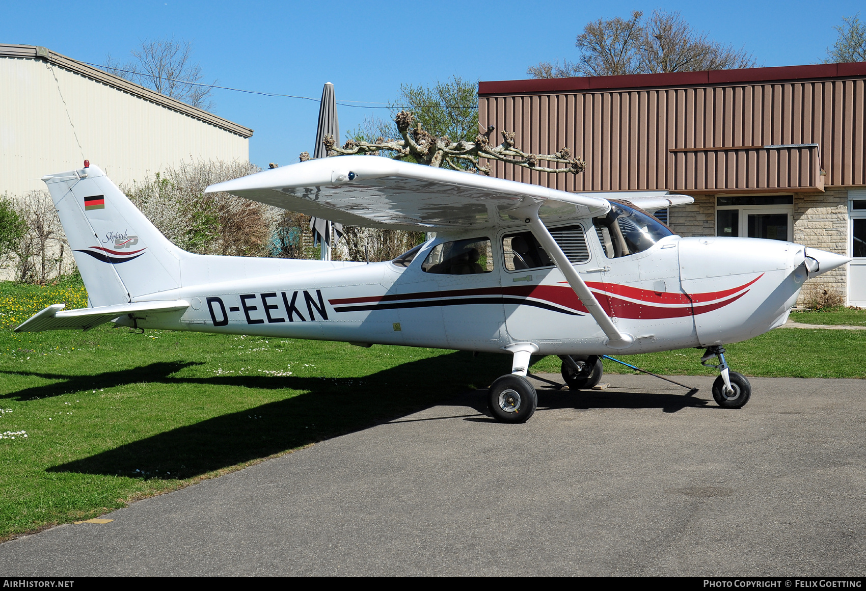 Aircraft Photo of D-EEKN | Cessna 172S Skyhawk SP | AirHistory.net #847107