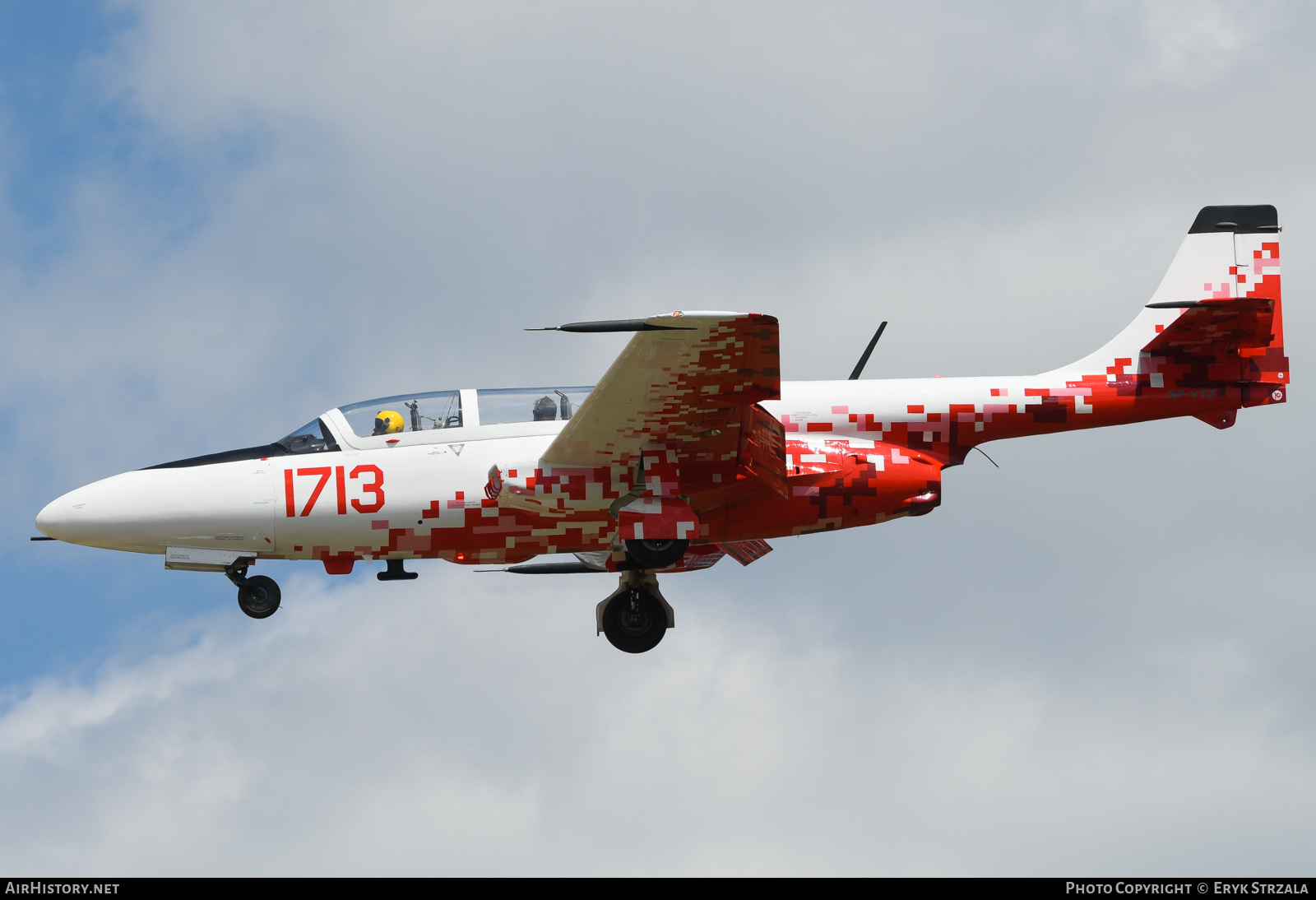 Aircraft Photo of SP-YTZ / 1713 | PZL-Mielec TS-11 Iskra bis DF | Fundacja Biało-Czerwone Skrzydła | Poland - Air Force | AirHistory.net #847207