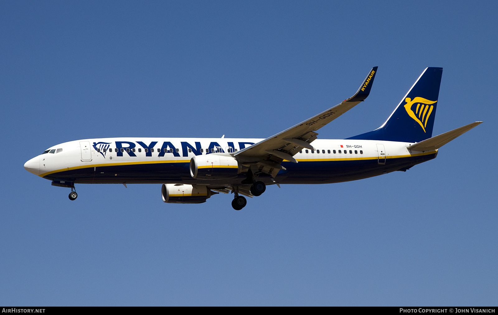 Aircraft Photo of 9H-QDH | Boeing 737-800 | Ryanair | AirHistory.net #847240