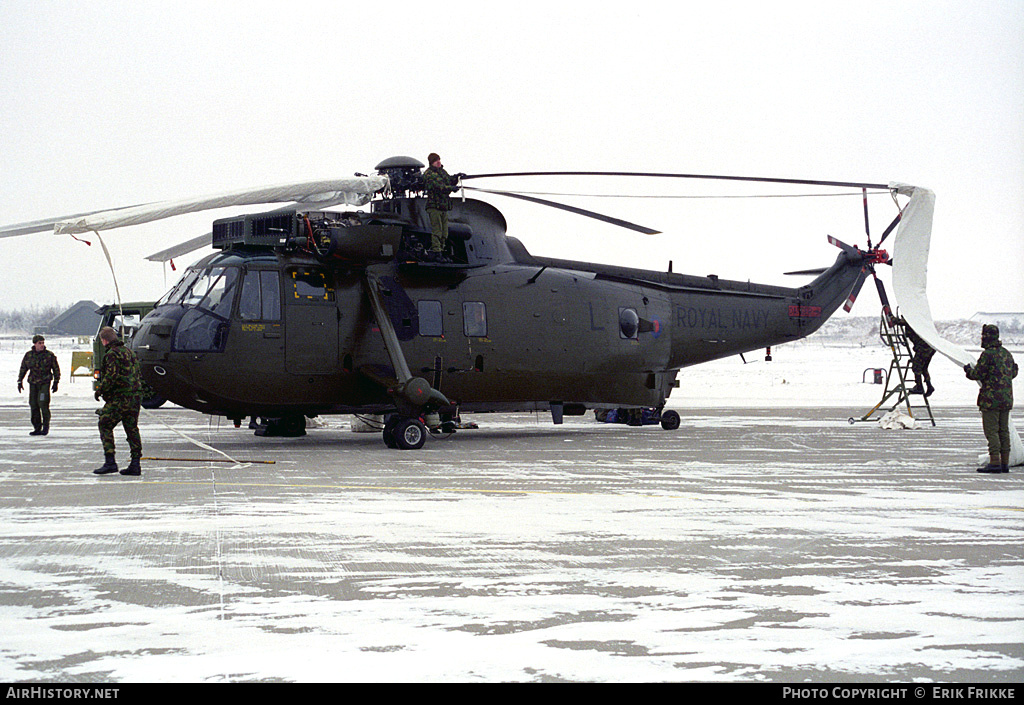 Aircraft Photo of ZF124 | Westland WS-61 Sea King HC4 | UK - Navy | AirHistory.net #847254