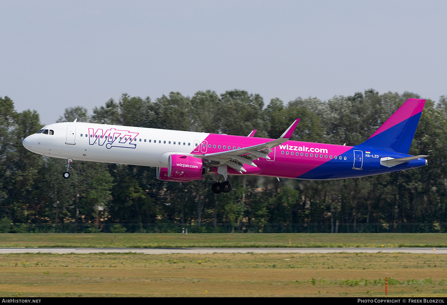 Aircraft Photo of HA-LZO | Airbus A321-271NX | Wizz Air | AirHistory.net #847388