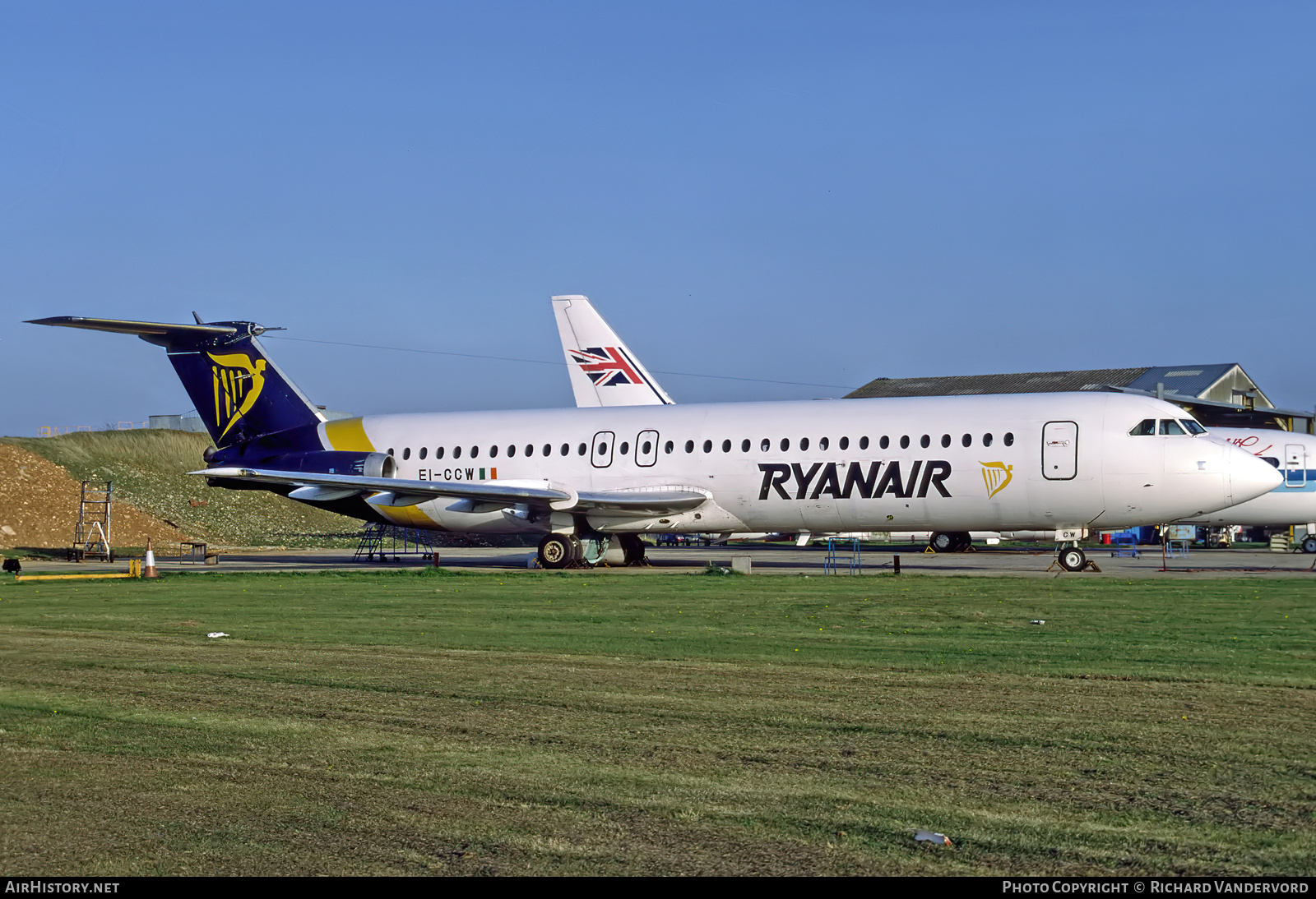 Aircraft Photo of EI-CCW | BAC 111-509EW One-Eleven | Ryanair | AirHistory.net #847393