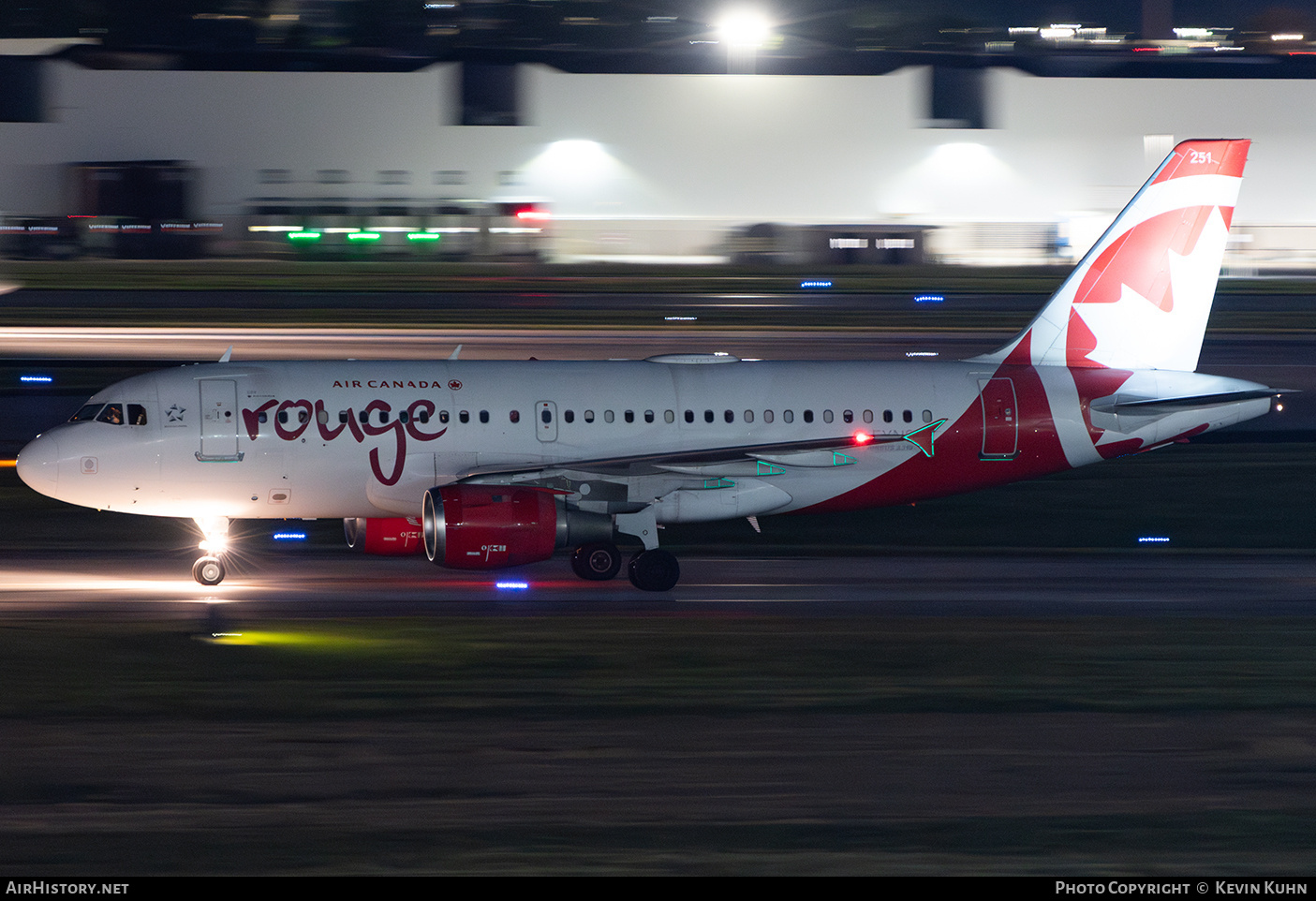 Aircraft Photo of C-FYNS | Airbus A319-114 | Air Canada Rouge | AirHistory.net #847435