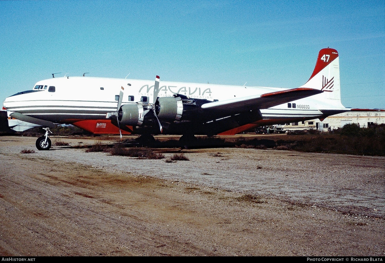 Aircraft Photo of N666SQ | Douglas DC-6/AT | Macavia International | AirHistory.net #847445