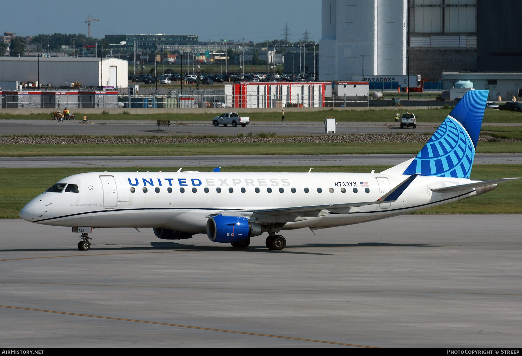 Aircraft Photo of N733YX | Embraer 175LR (ERJ-170-200LR) | United Express | AirHistory.net #847527