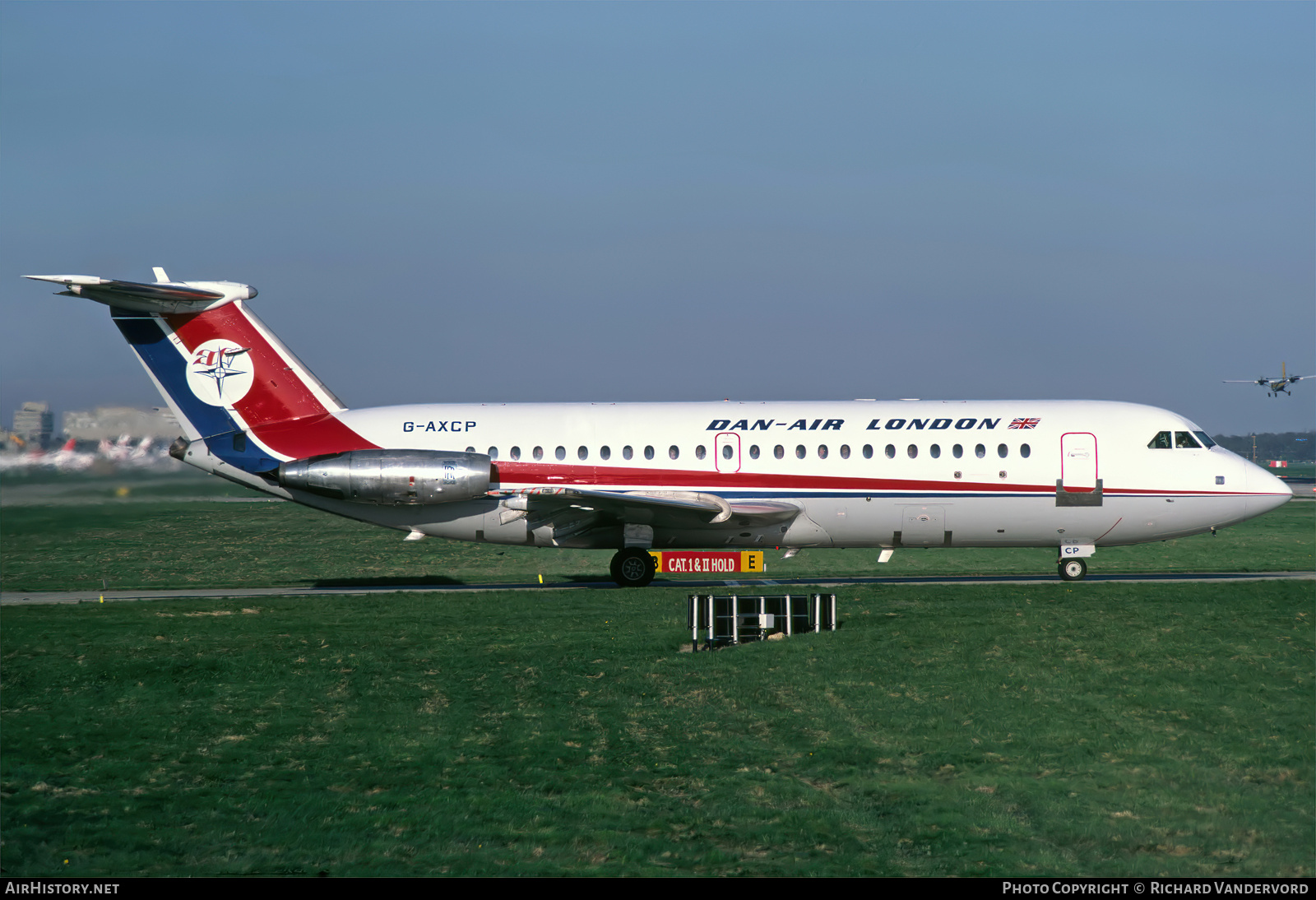 Aircraft Photo of G-AXCP | BAC 111-401AK One-Eleven | Dan-Air London | AirHistory.net #847542