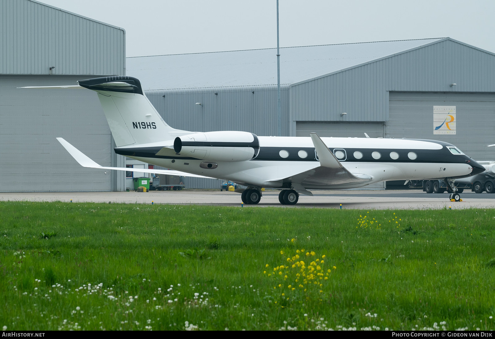 Aircraft Photo of N19HS | Gulfstream Aerospace G650ER (G-VI) | AirHistory.net #847701