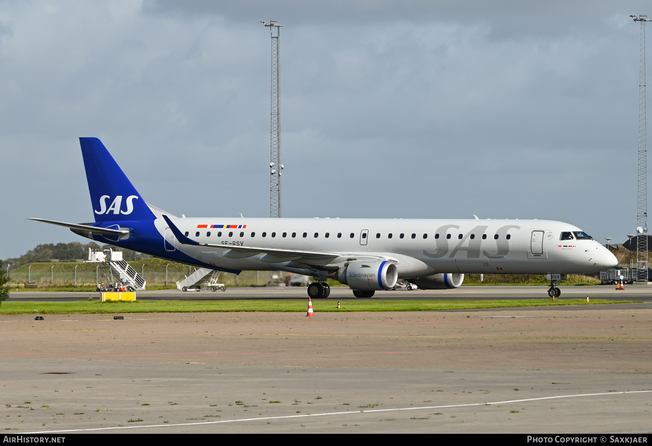 Aircraft Photo of SE-RSV | Embraer 195LR (ERJ-190-200LR) | Scandinavian Airlines - SAS | AirHistory.net #848045