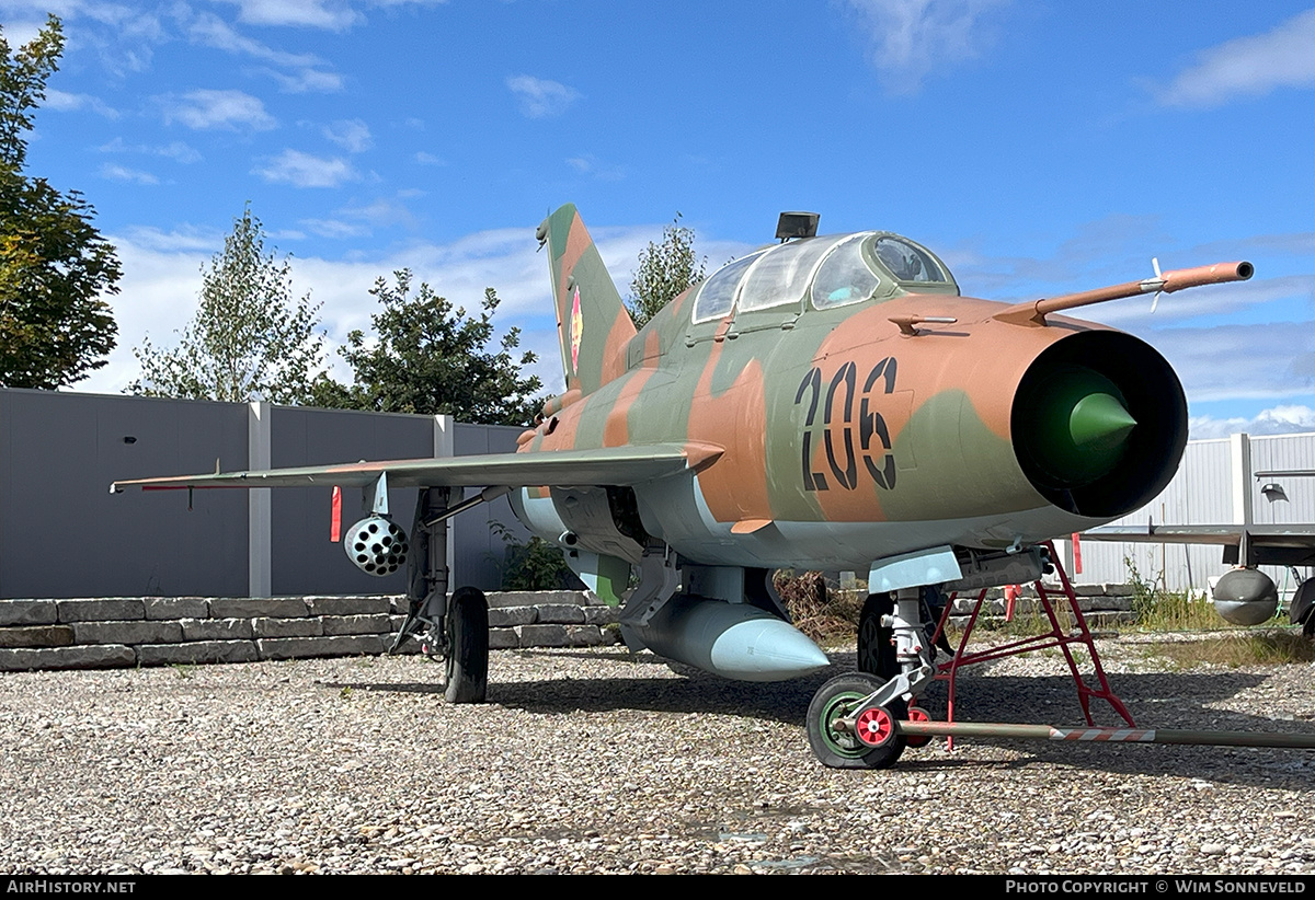 Aircraft Photo of 206 | Mikoyan-Gurevich MiG-21UM | East Germany - Air Force | AirHistory.net #848054