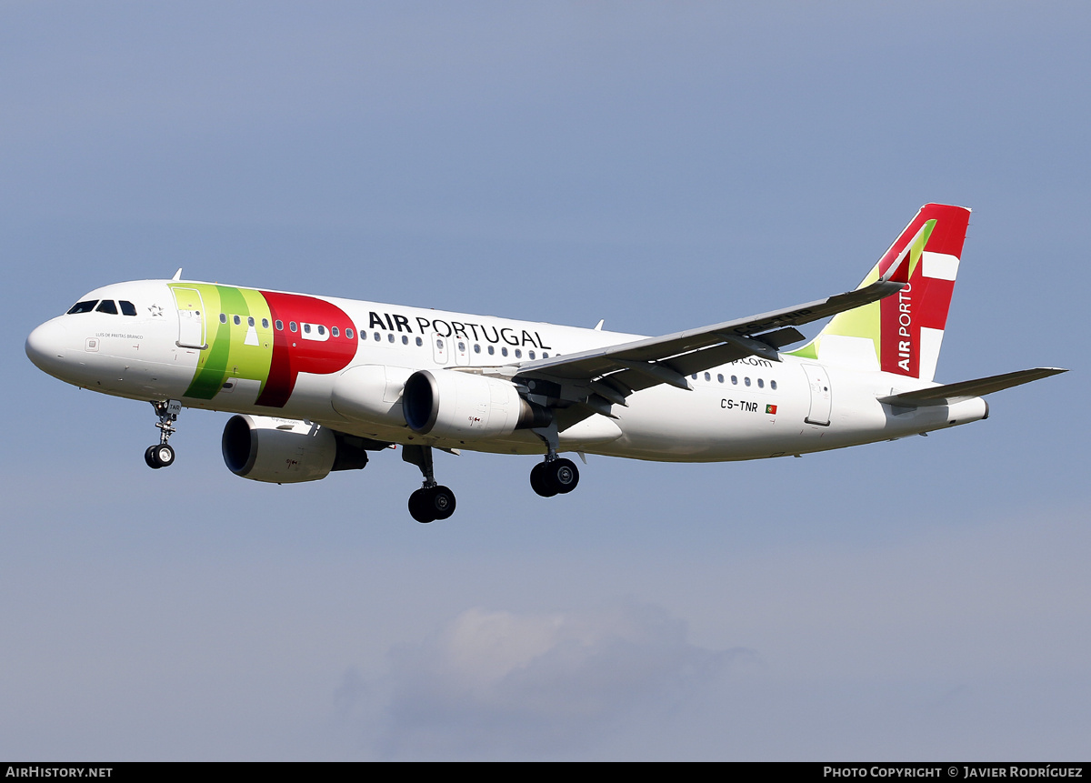 Aircraft Photo of CS-TNR | Airbus A320-214 | TAP Air Portugal | AirHistory.net #848073