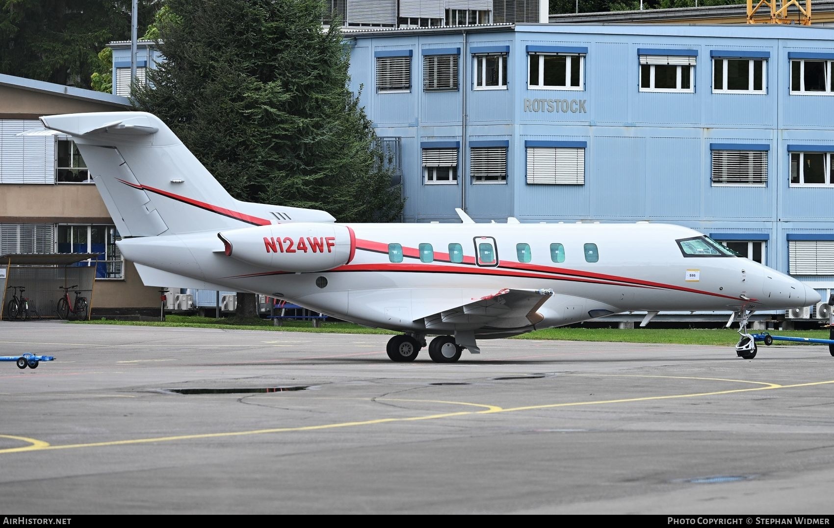 Aircraft Photo of N124WF | Pilatus PC-24 | AirHistory.net #848082