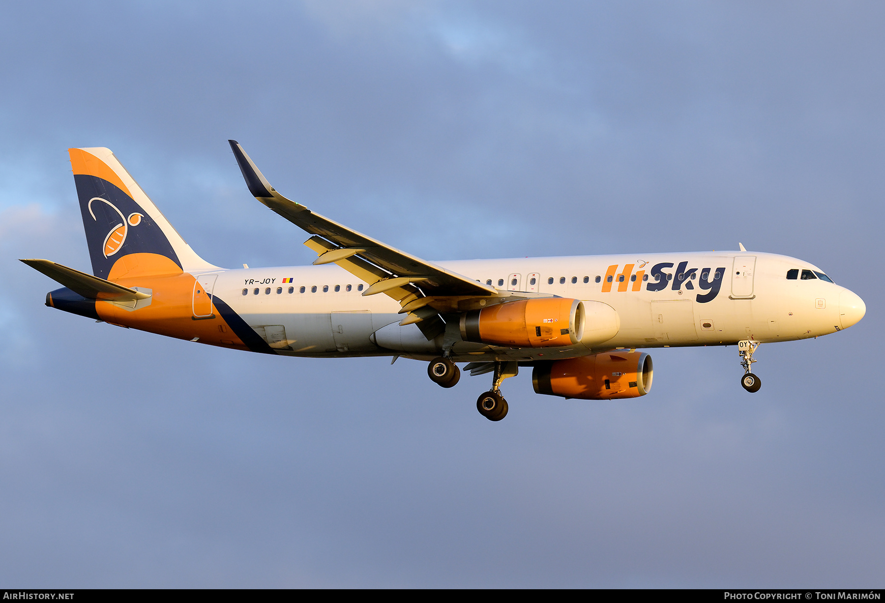 Aircraft Photo of YR-JOY | Airbus A320-232 | HiSky | AirHistory.net #848093