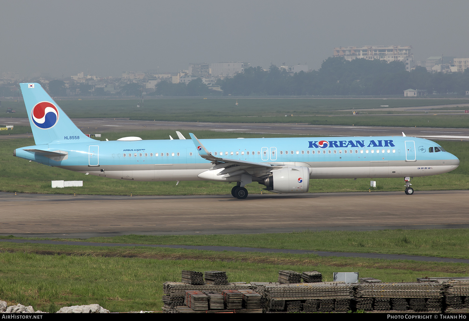 Aircraft Photo of HL8558 | Airbus A321-272NX | Korean Air | AirHistory.net #848193