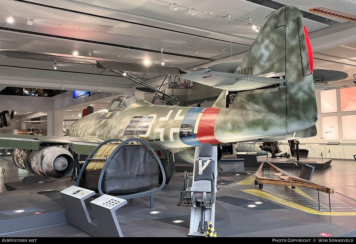 Aircraft Photo of 500071 | Messerschmitt Me-262A-1B Schwalbe | Germany - Air Force | AirHistory.net #848214