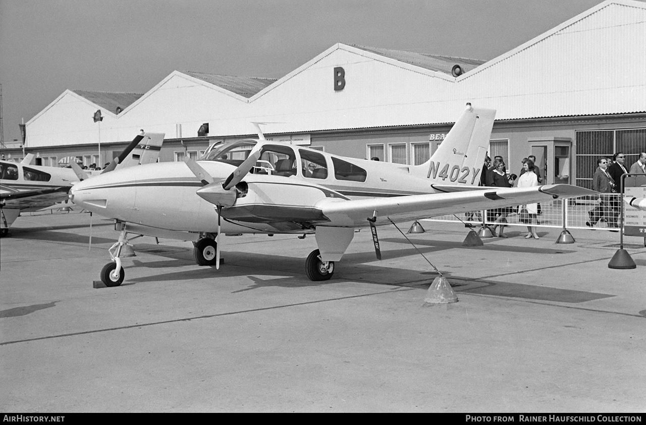 Aircraft Photo of N402Y | Beech 95-D55 Baron | AirHistory.net #848256