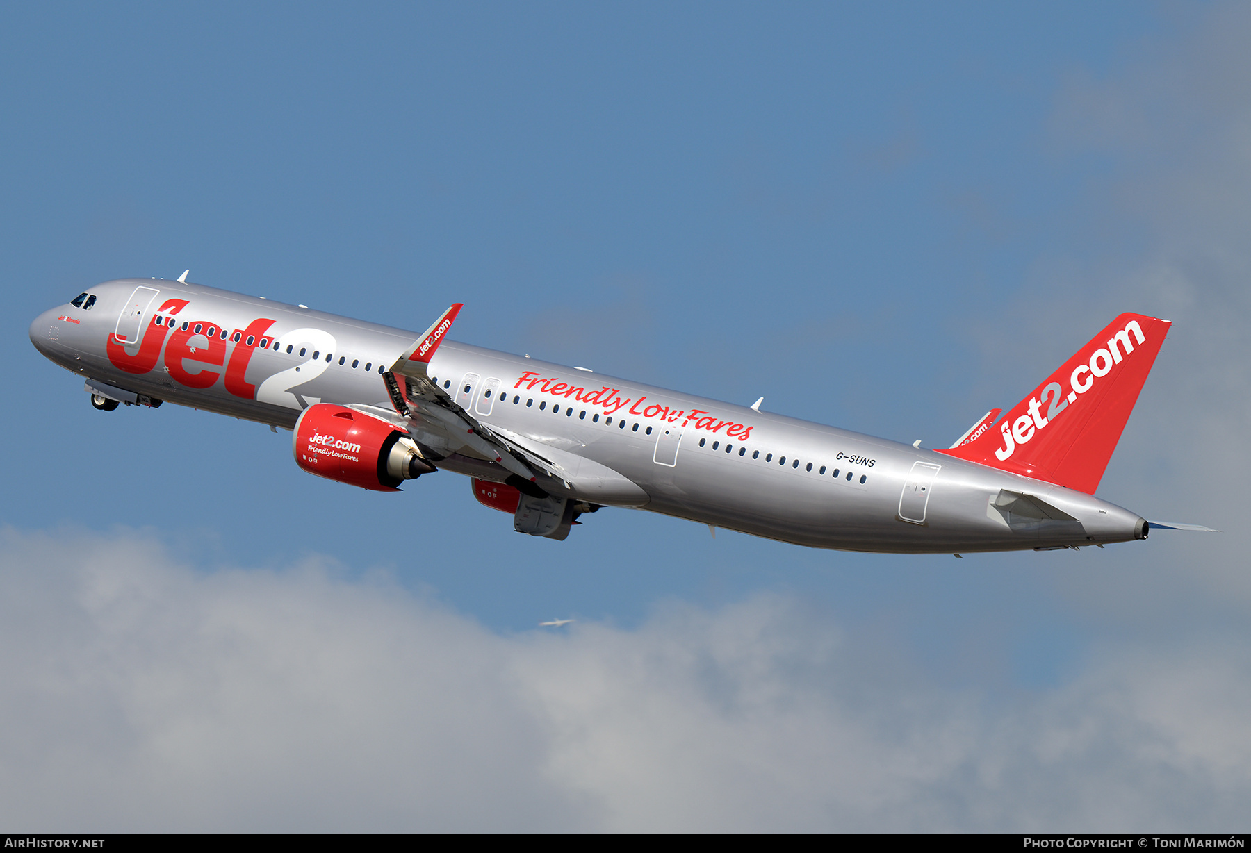 Aircraft Photo of G-SUNS | Airbus A321-251NX | Jet2 | AirHistory.net #848342